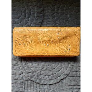 Fossil Caramel Leather Embossed Butterfly Wallet Clutch Organizer